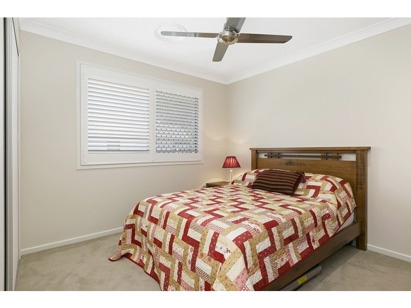 20 Scandia Street, Kenmore QLD 4069