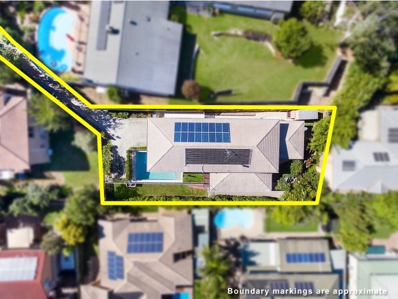 20 Scandia Street, Kenmore QLD 4069