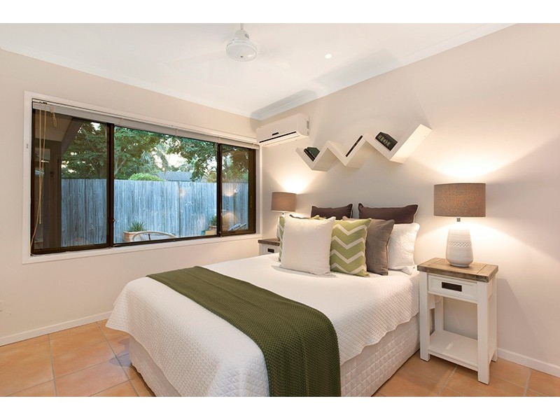 28 Harefield Street, Indooroopilly QLD 4068