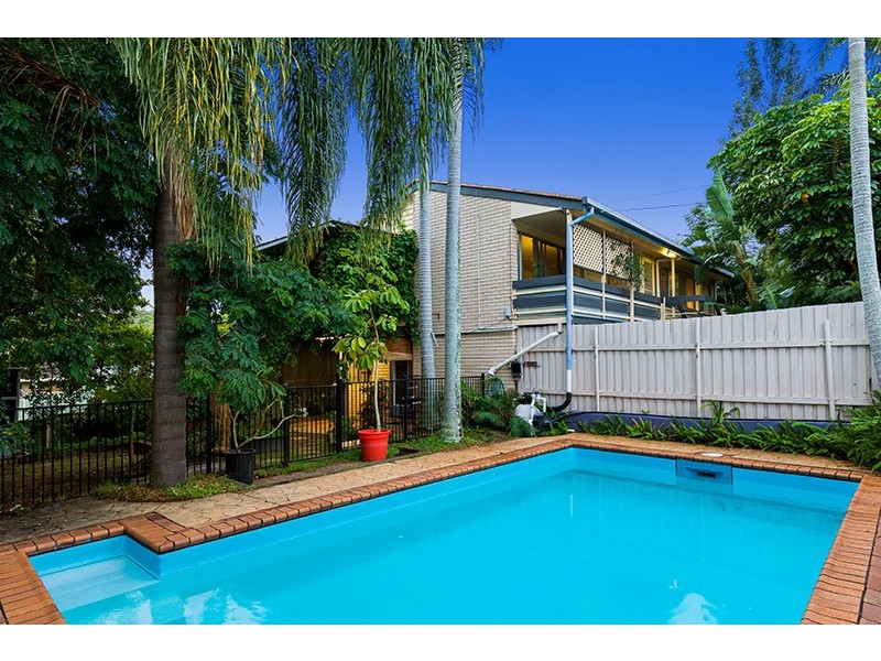 4 Harward Street, The Gap QLD 4061