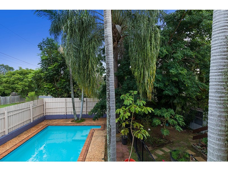 4 Harward Street, The Gap QLD 4061