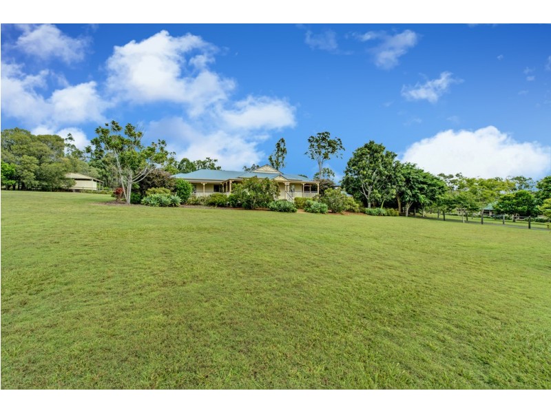 15 Castlereagh Place, Anstead QLD 4070