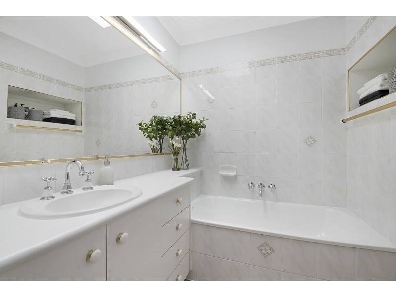 29 Katunga Street, Kenmore QLD 4069