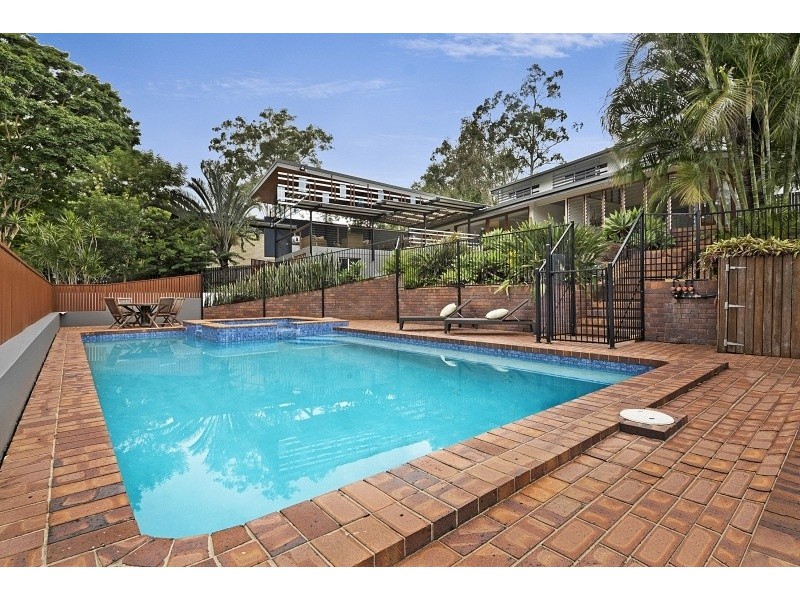 29 Katunga Street, Kenmore QLD 4069