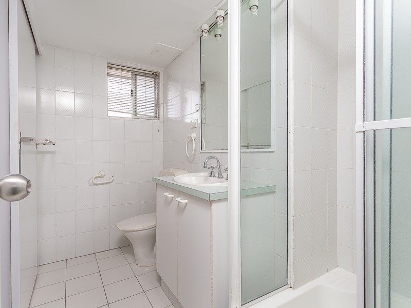 2/49 Charlotte Street, Paddington QLD 4064