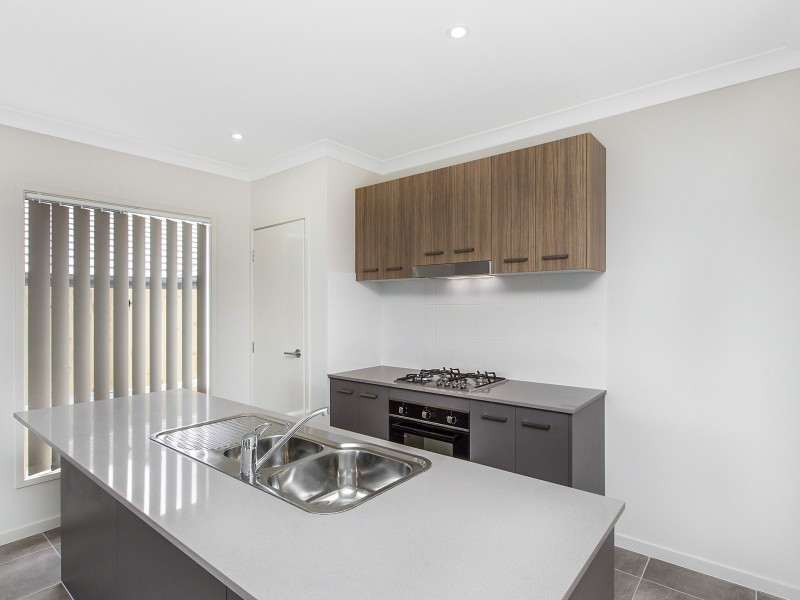 7 Koda Street, Ripley QLD 4306