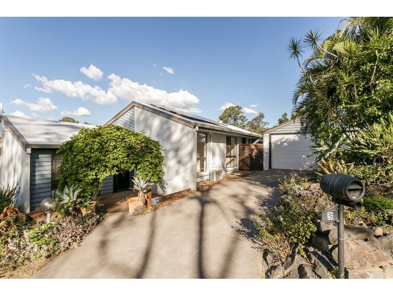5 Thiesfield Street, Fig Tree Pocket QLD 4069