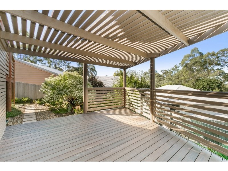 5 Thiesfield Street, Fig Tree Pocket QLD 4069