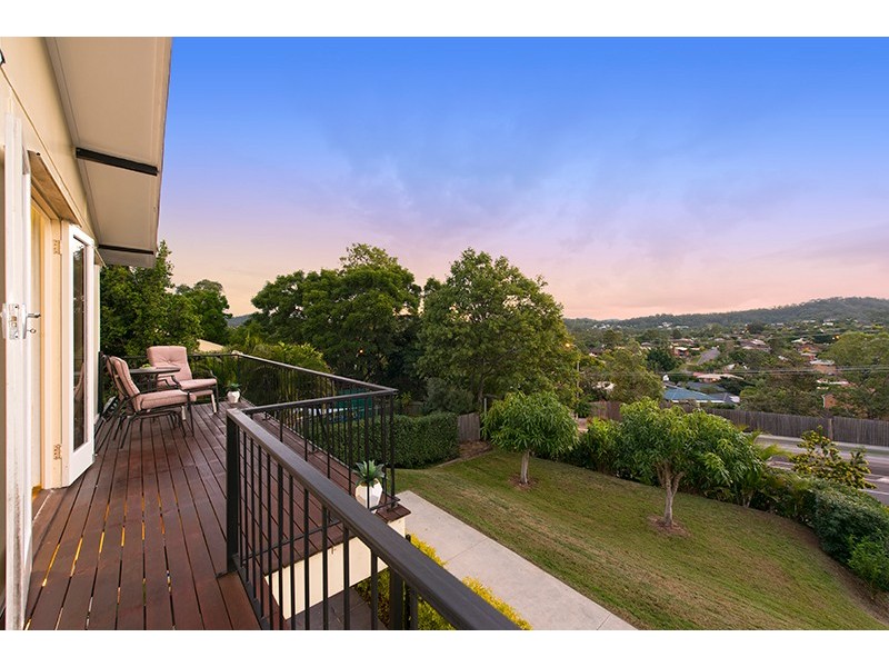 103 Settlement Road, The Gap QLD 4061