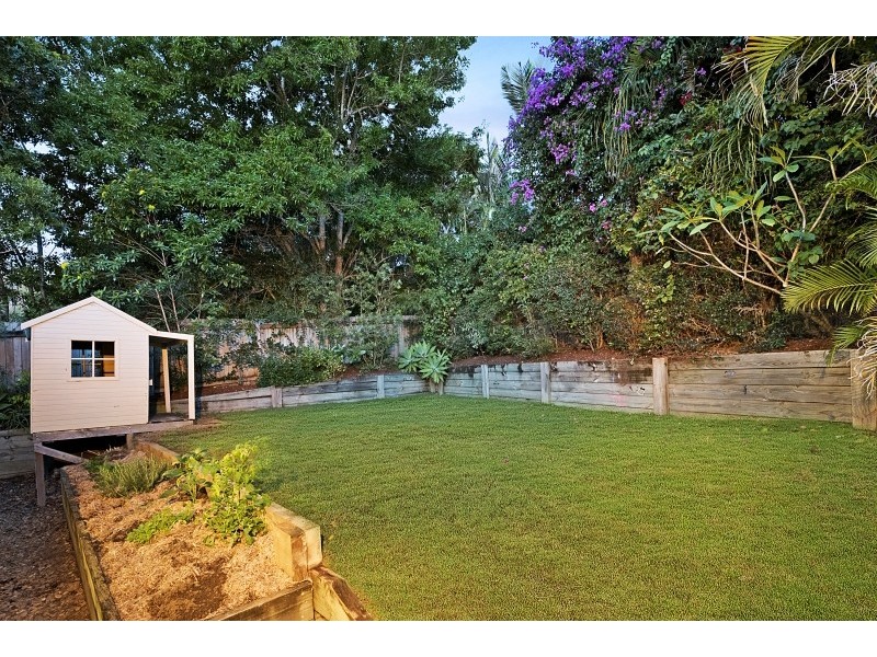 30 Wyndarra Street, Kenmore QLD 4069