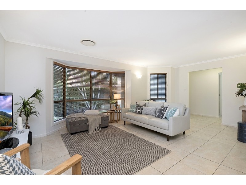 30 Wyndarra Street, Kenmore QLD 4069