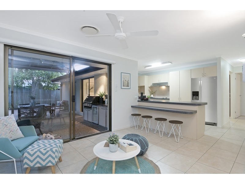 30 Wyndarra Street, Kenmore QLD 4069