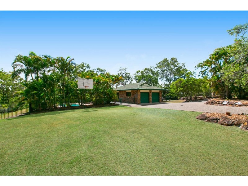 77 Blackwall Road, Chuwar QLD 4306