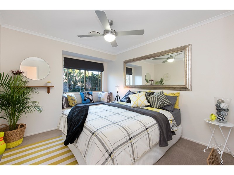 24 Drysdale Crescent, Brookfield QLD 4069