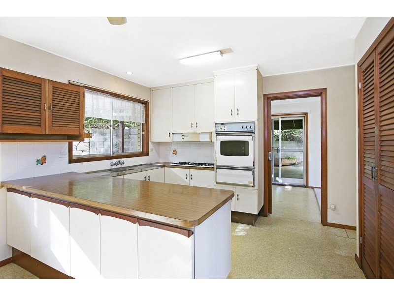 81 Hebe Street, Bardon QLD 4065