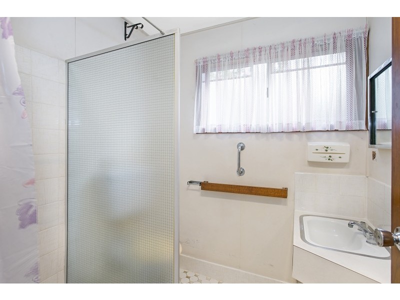 81 Hebe Street, Bardon QLD 4065