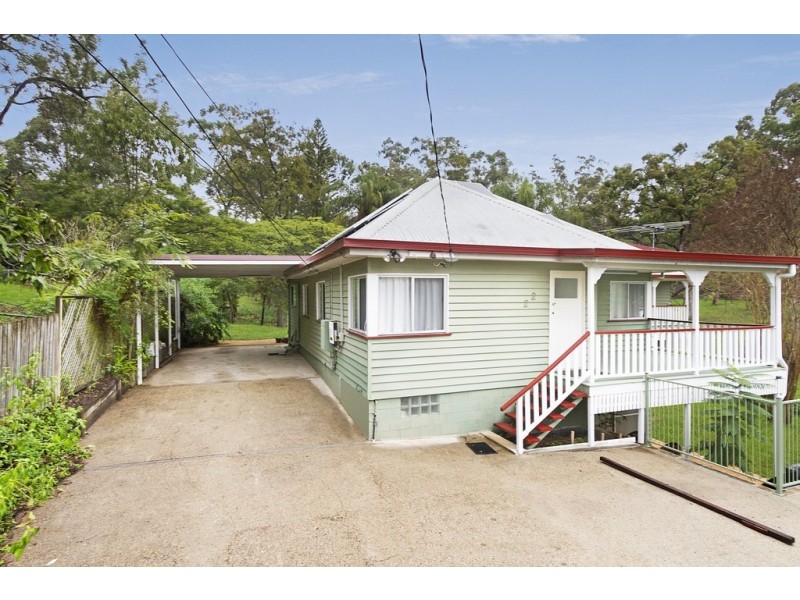 22 Vimy Street, Bardon QLD 4065