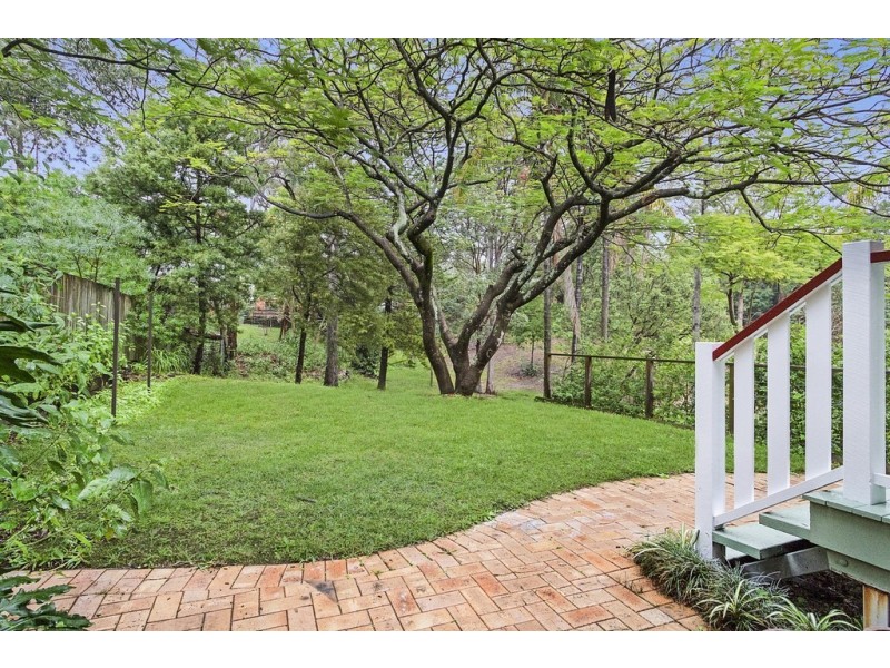 22 Vimy Street, Bardon QLD 4065
