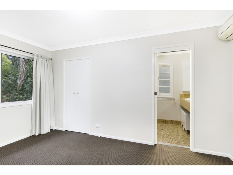 22 Vimy Street, Bardon QLD 4065