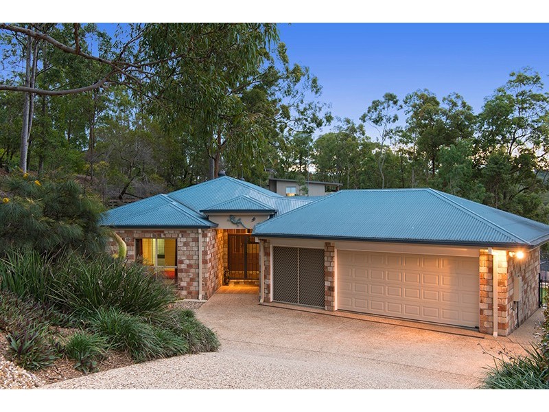 24 Outlook Terrace, Ferny Grove QLD 4055