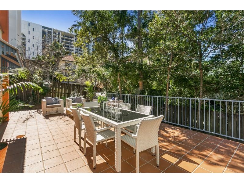 7/31 Glen Road, Toowong QLD 4066