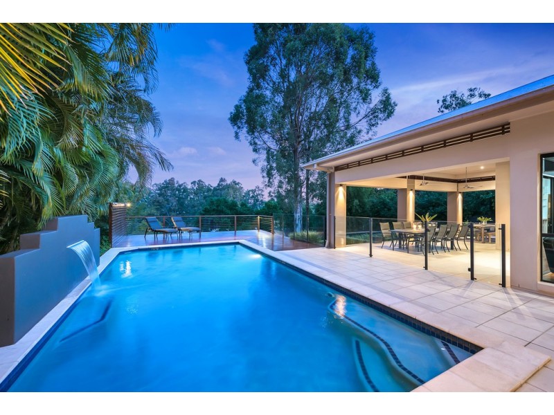 9 Robertson Place, Fig Tree Pocket QLD 4069