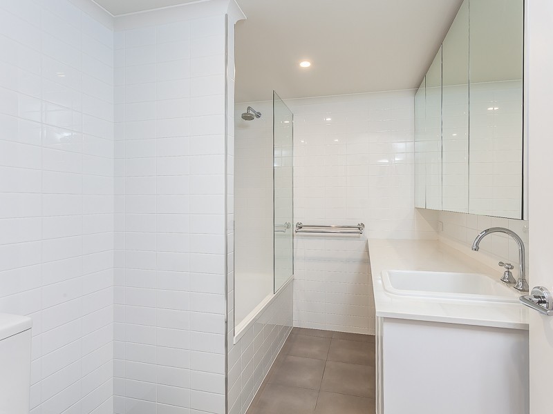 2/37 Oriel Road, Clayfield QLD 4011