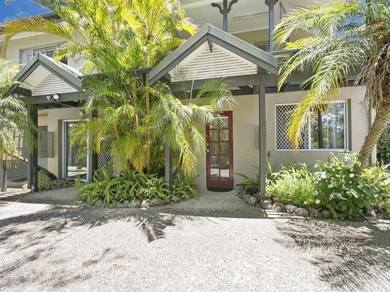 2/30 Prospect Tce, St Lucia QLD 4067