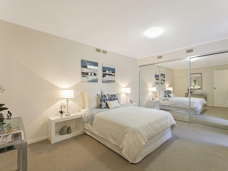 2/30 Prospect Tce, St Lucia QLD 4067