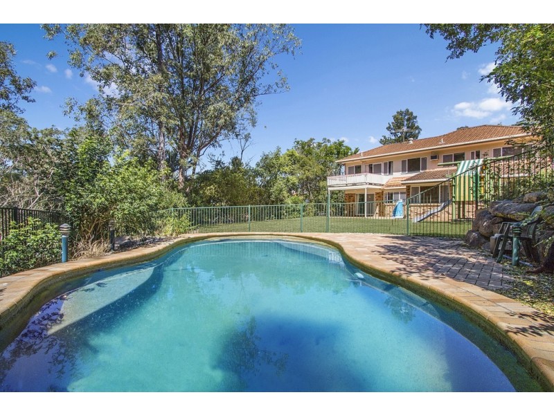 51 Ngeringa Crescent, Chapel Hill QLD 4069