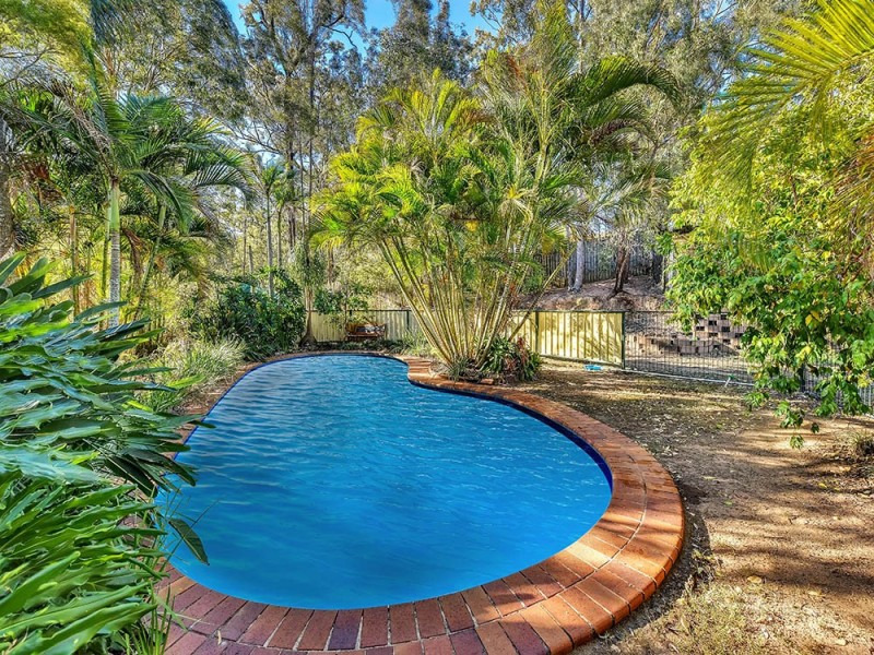 17 Glen Ruther Ct, Mount Crosby QLD 4306