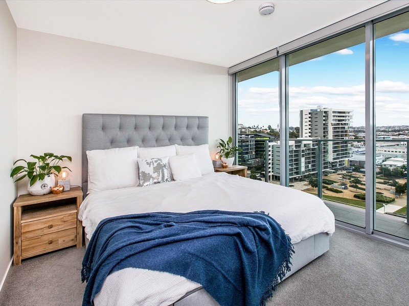 1005/30 Festival Place, Newstead QLD 4006