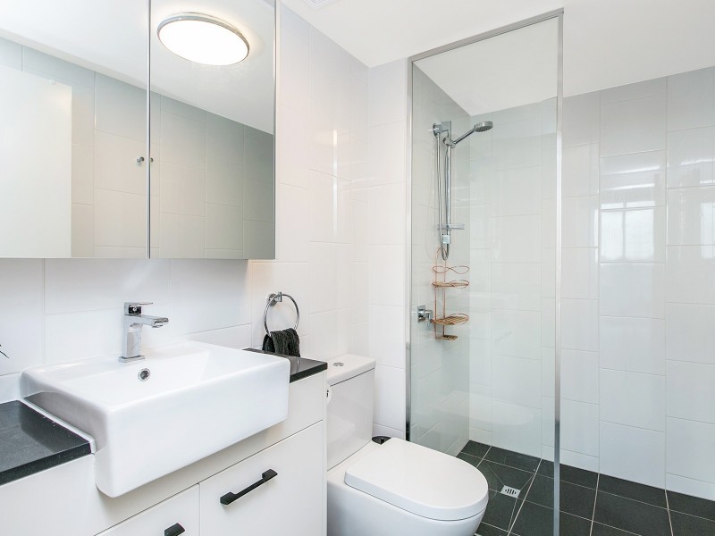 1005/30 Festival Place, Newstead QLD 4006