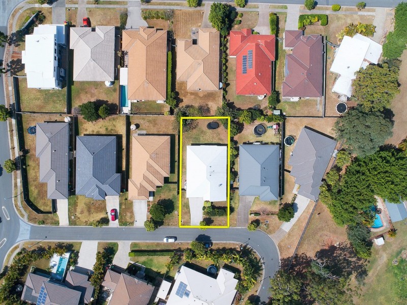 16 Brown Street, Moggill QLD 4070