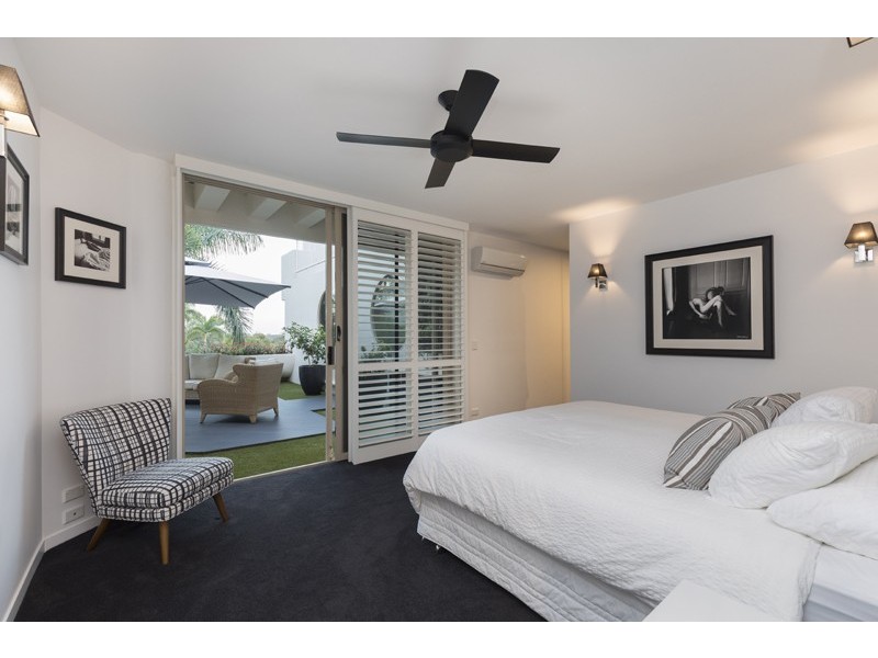 1/32 Tipuana Place, Bardon QLD 4065