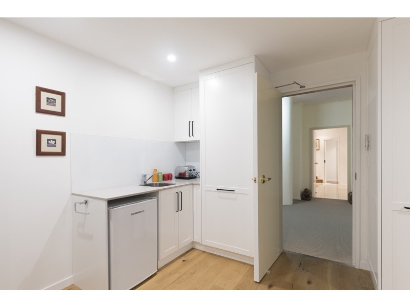 1/32 Tipuana Place, Bardon QLD 4065