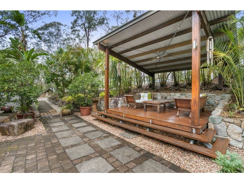 11 Wexford Street, Kenmore Hills QLD 4069