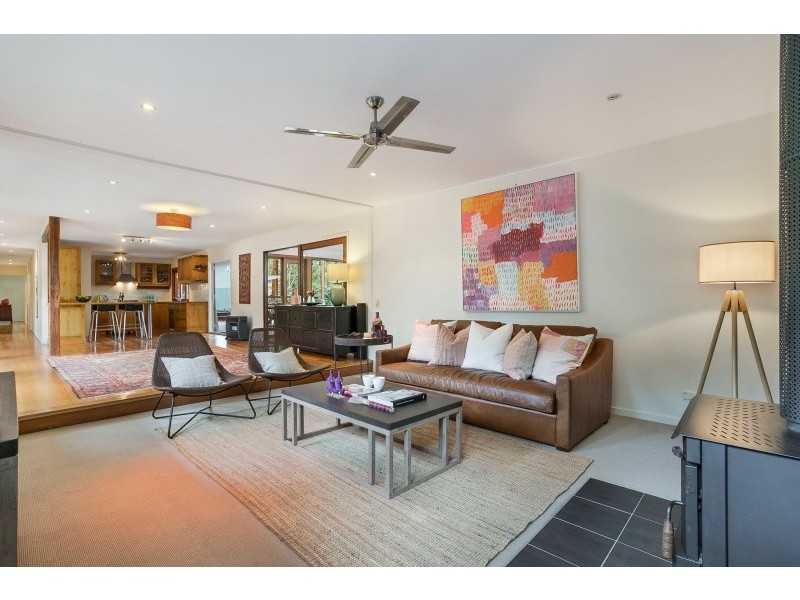 11 Wexford Street, Kenmore Hills QLD 4069