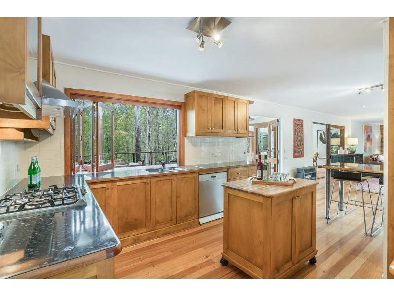 11 Wexford Street, Kenmore Hills QLD 4069