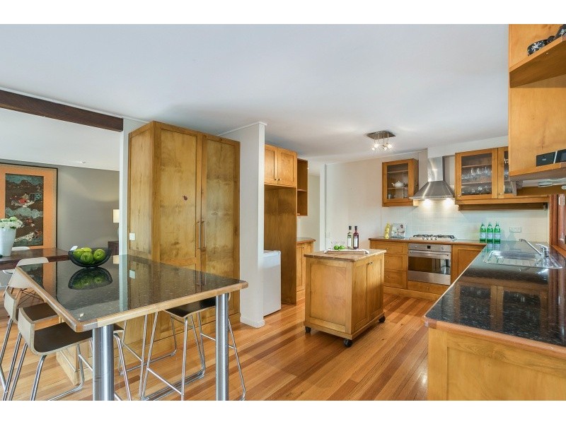 11 Wexford Street, Kenmore Hills QLD 4069