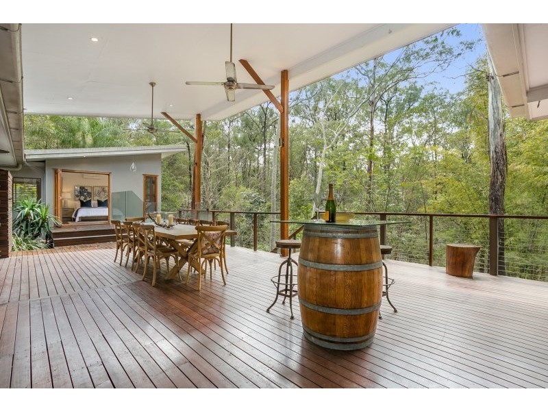 11 Wexford Street, Kenmore Hills QLD 4069