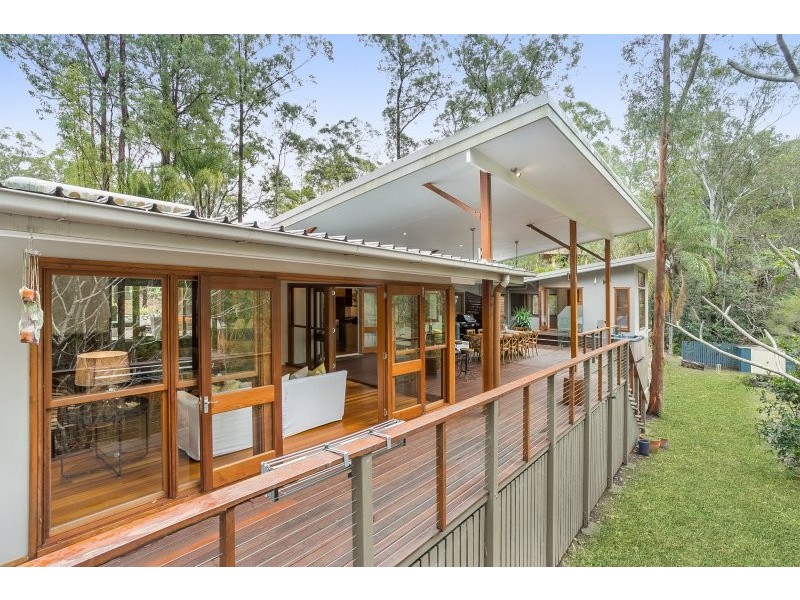 11 Wexford Street, Kenmore Hills QLD 4069