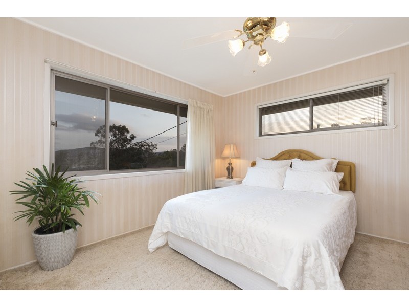 29 Grevillea Street, Everton Hills QLD 4053