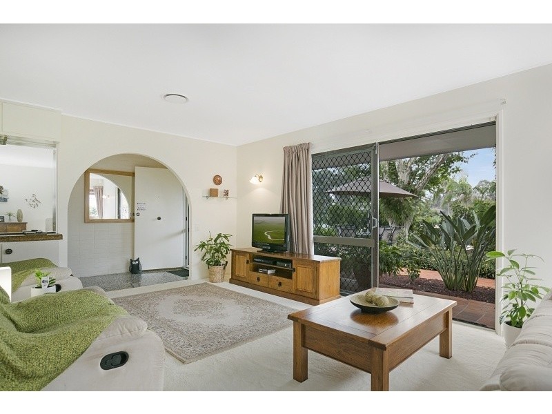 5 St David St, Kenmore QLD 4069