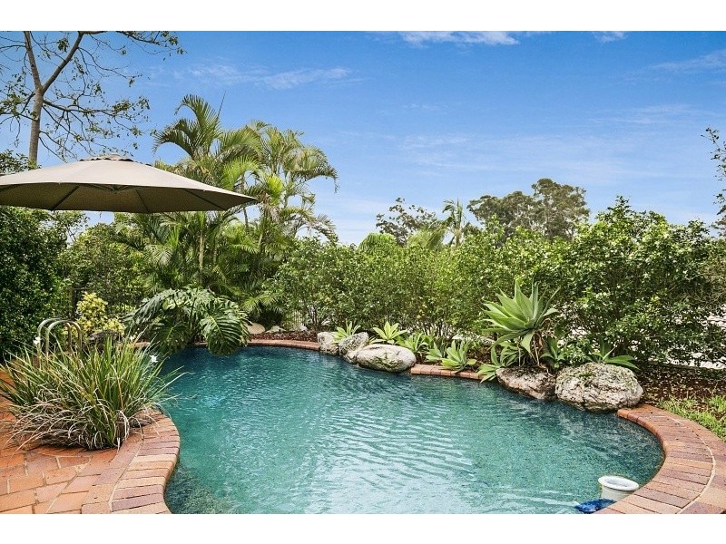 5 St David St, Kenmore QLD 4069