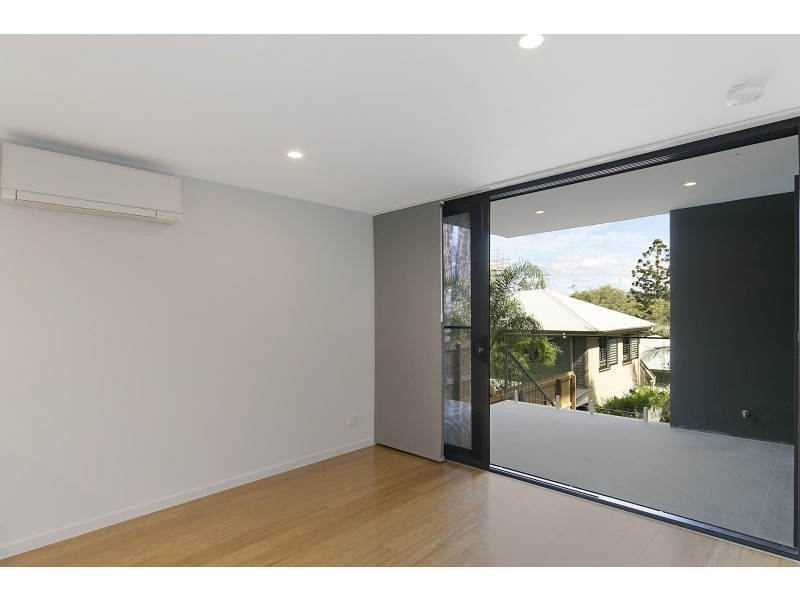 2/45 Clarence Road, Indooroopilly QLD 4068