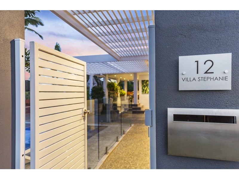 12 Stephanie Street, Aspley QLD 4034