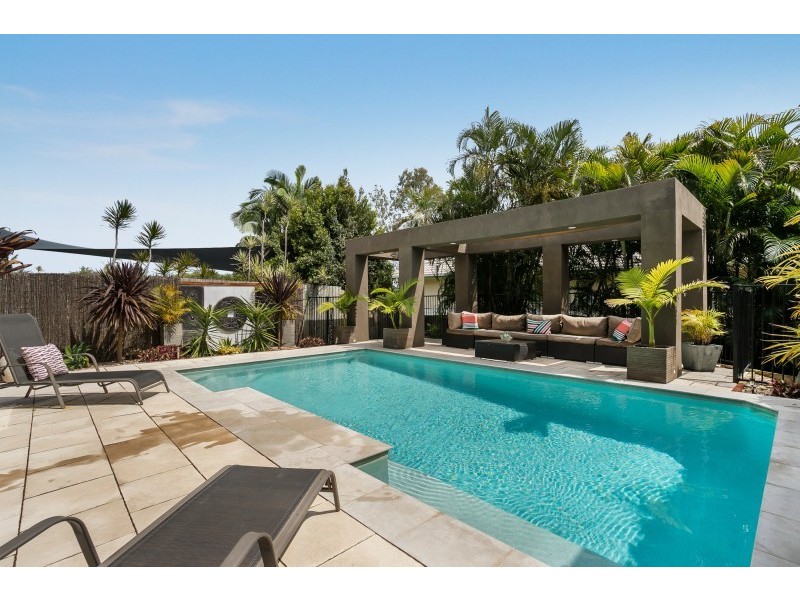 16 Nara, Kenmore QLD 4069