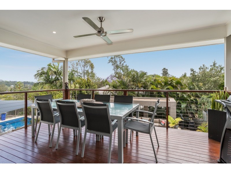 16 Nara, Kenmore QLD 4069