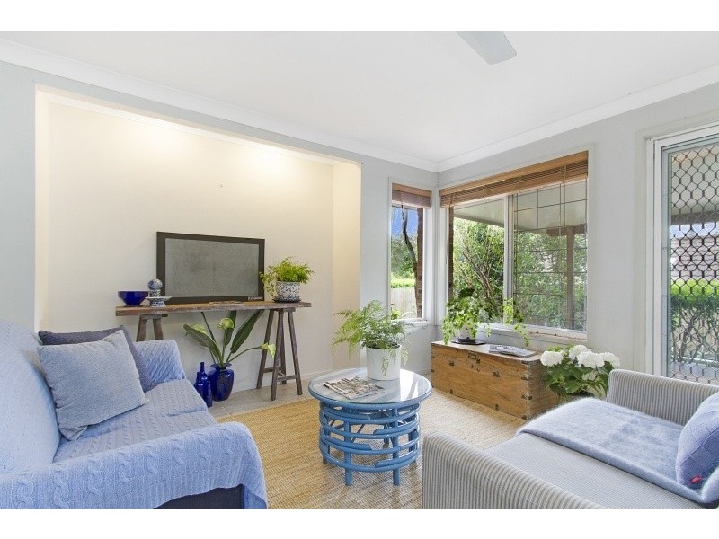 21 Brookfield Rd, Kenmore QLD 4069